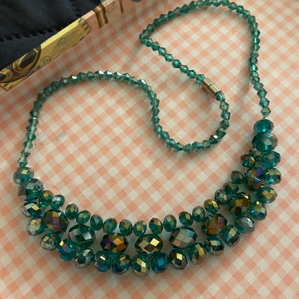 EUC Swarovski necklace